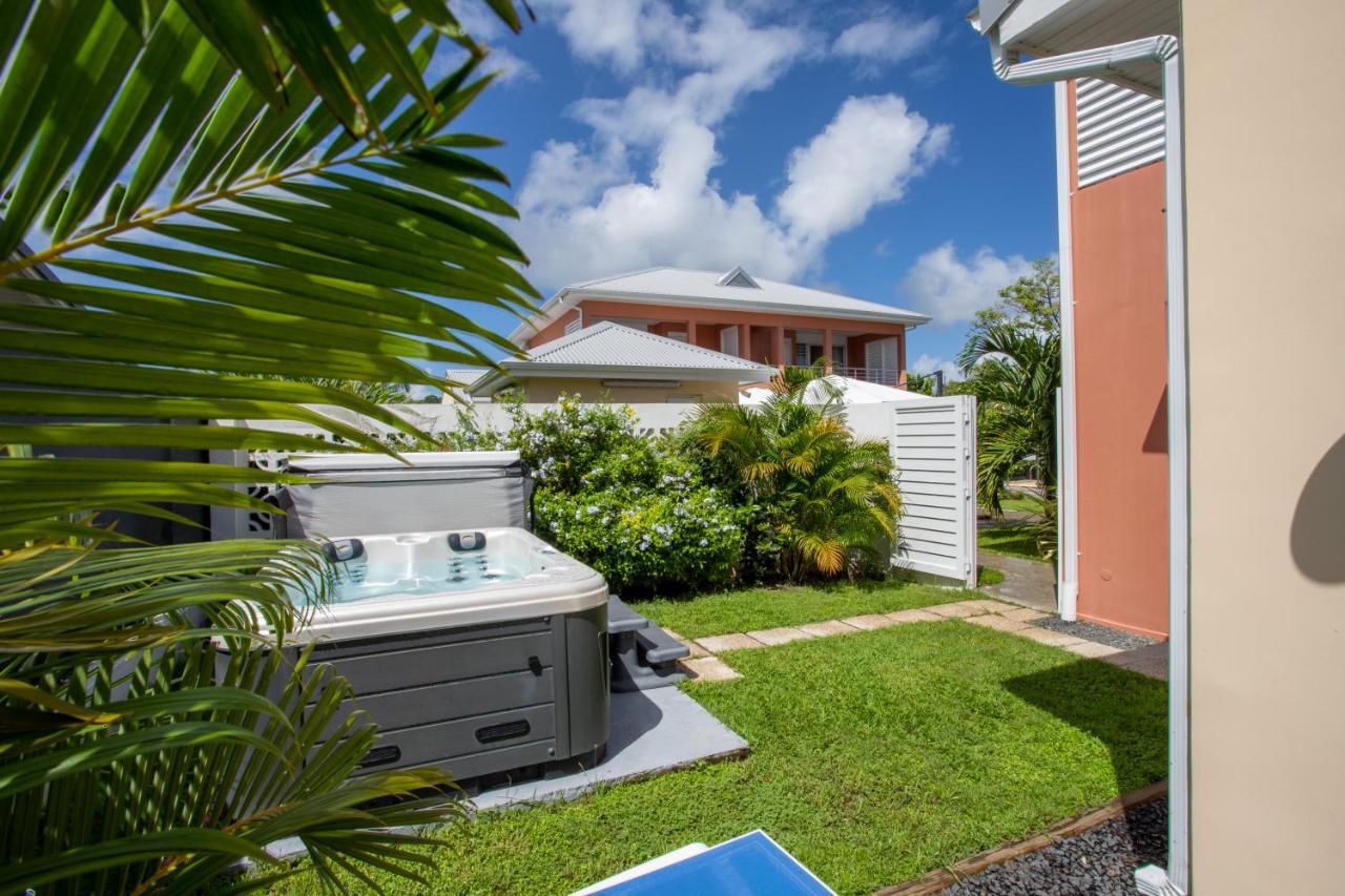 Guadeloupe Palm Hotel 4*