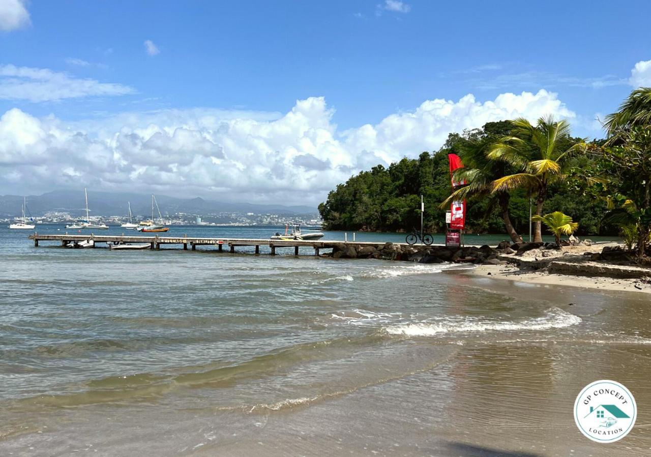 Apartment Situe A 30 Metres De La Anse A L'ane *
