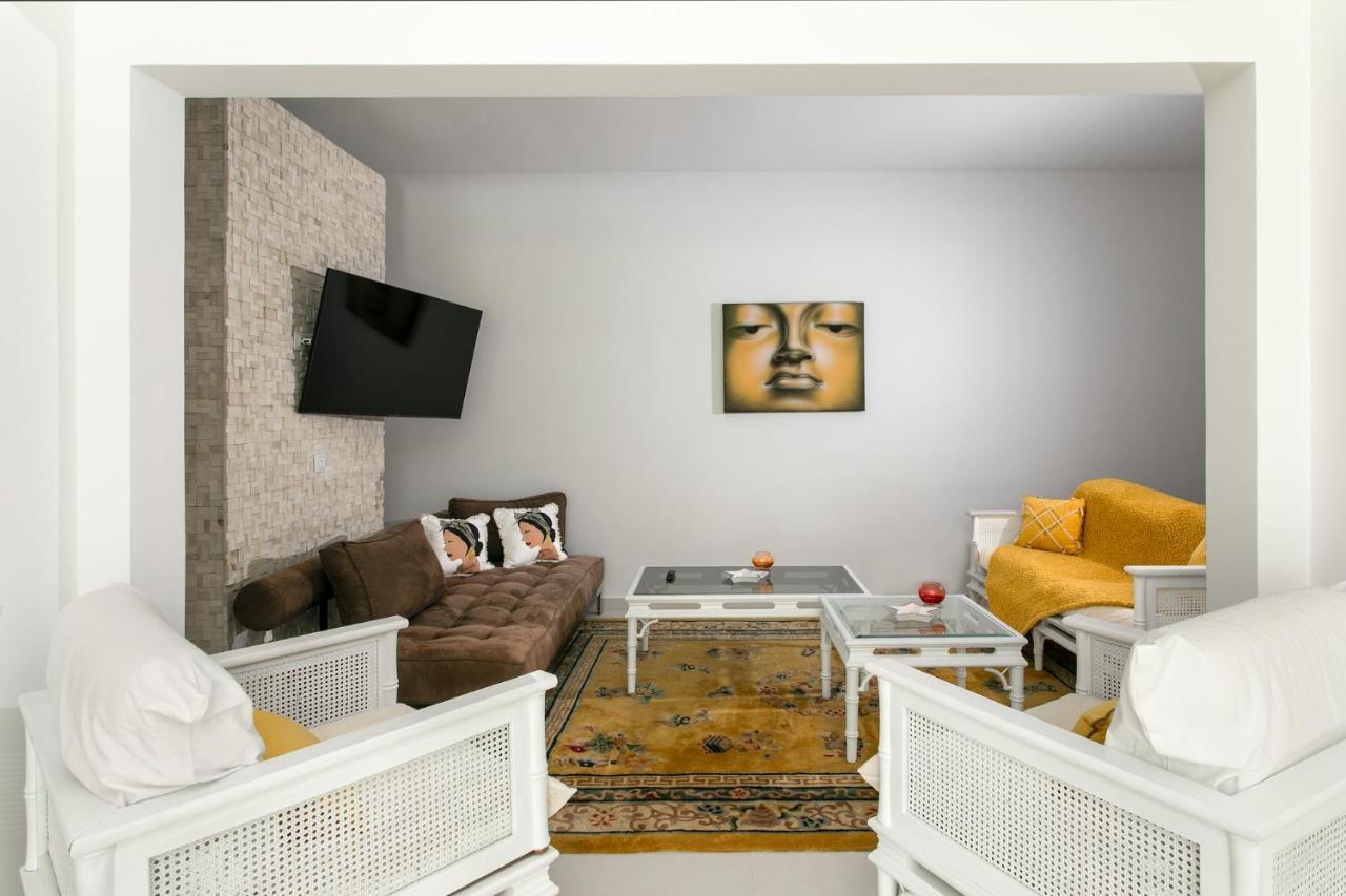 Apartment The Black Palm