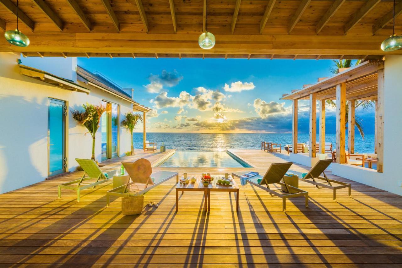 Resort Ambergris Cay Private Island - Pls Island Hopper Flight Included Big Ambergris Cay