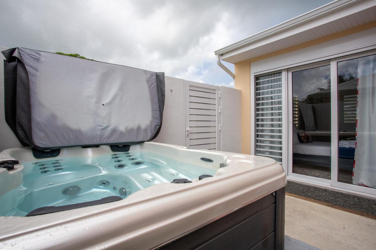 Guadeloupe Palm Hotel 4*