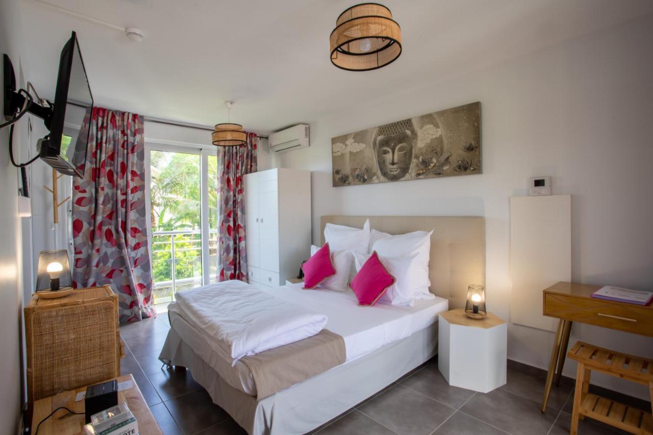 Guadeloupe Palm Hotel 4*