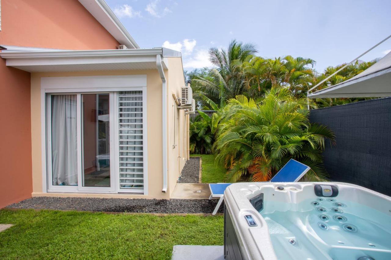 Guadeloupe Palm Saint-Francois (Grande-Terre)