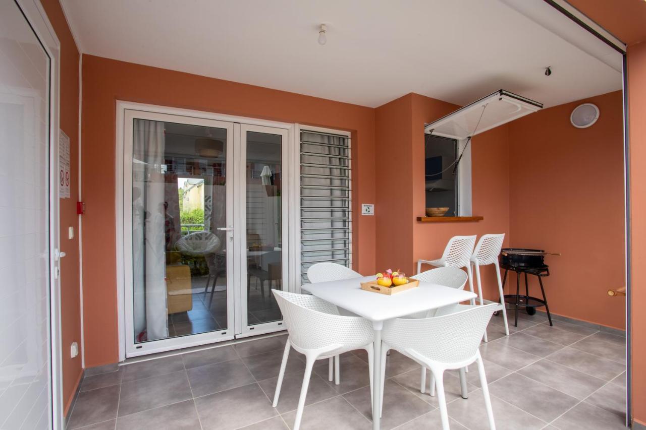 Guadeloupe Palm Hotel