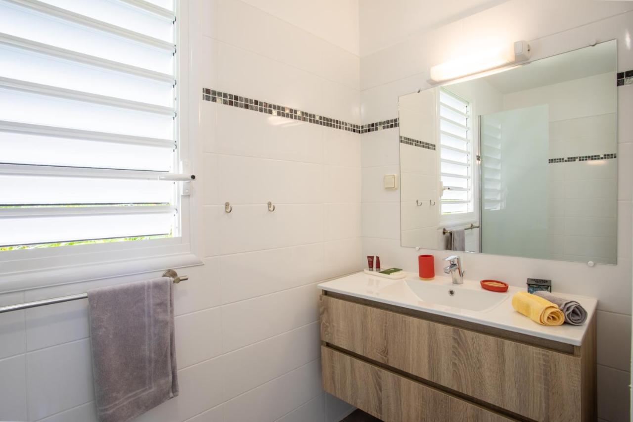 Guadeloupe Palm Hotel