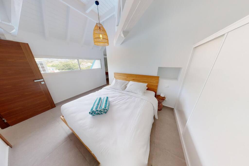 Walee Penthouse By The Sea, 2 Bedrooms, Pool