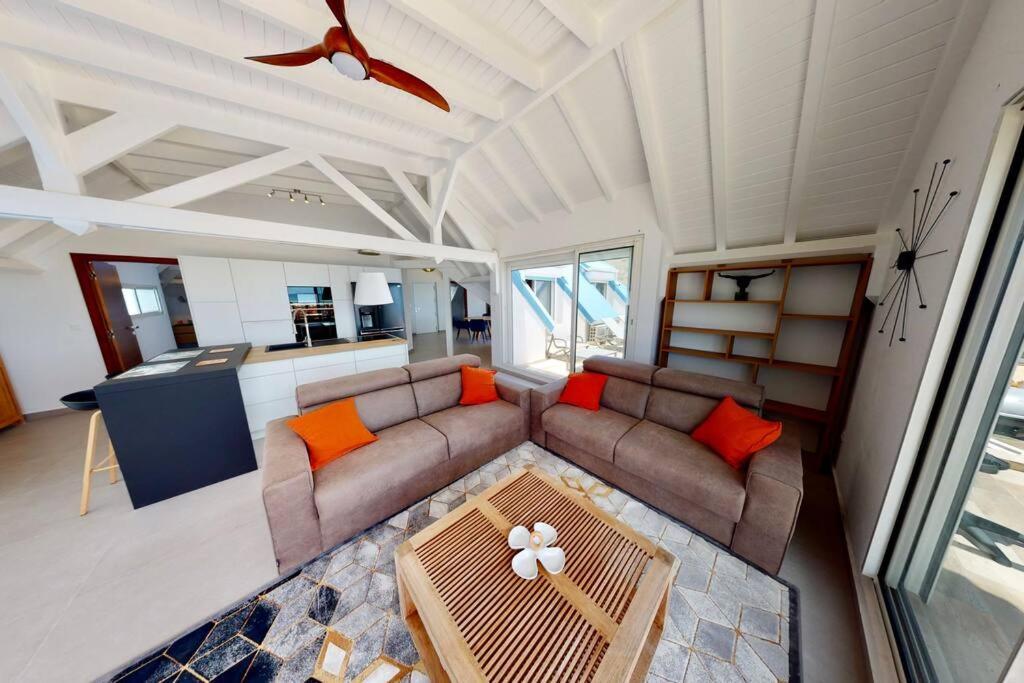Apartment Walee Penthouse By The Sea, 2 Bedrooms, Pool Grand Case