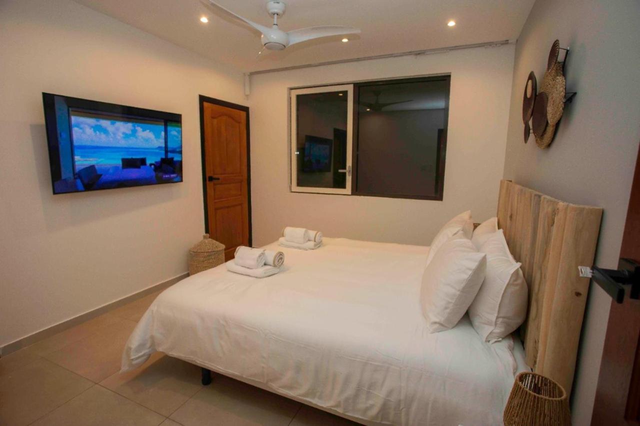 Beautiful 3 Bed-roms Sea View At Indigo Bay Villa