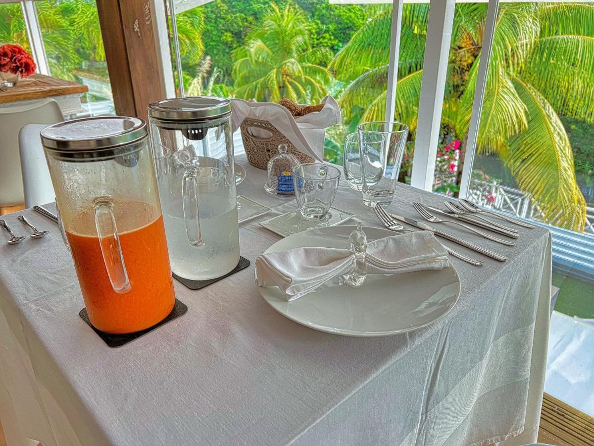 Lord Domaine - Piscine & - Bar & Lounge - Restaurant Gastronomique Lamentin