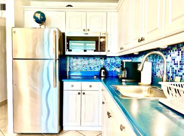 Apartamento Sapphire Beachfront Renovated 1200 Sf! - Free Wi-fi Nazareth