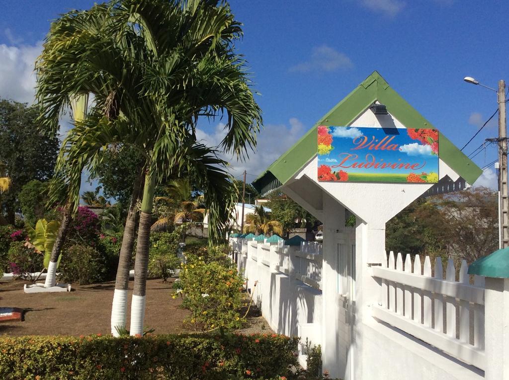 Ludivine Villa Sainte-Anne (Grande-Terre)