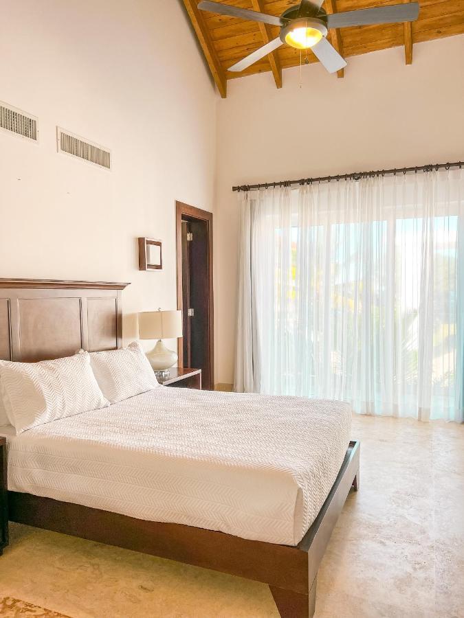 Peninsula Esmeralda Luxury