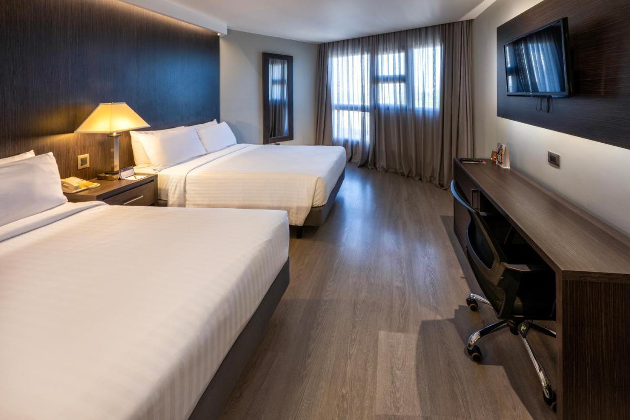 Hotel W&p Santo Domingo