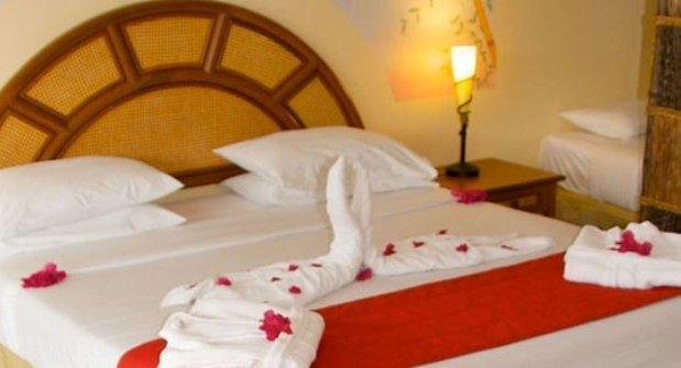 Eden Palm Hotel
