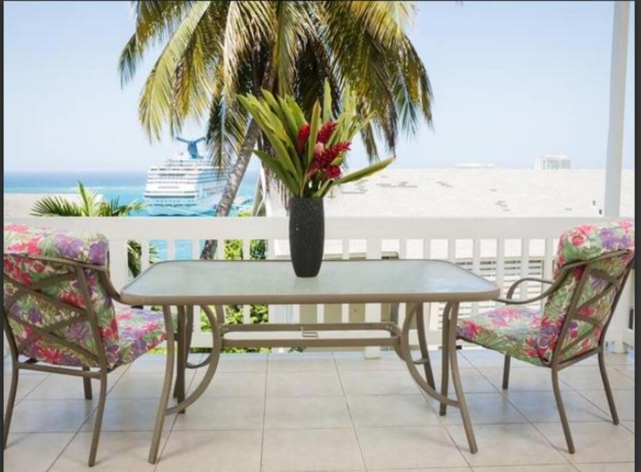 2 Bedroom Apartment/flat Apartment