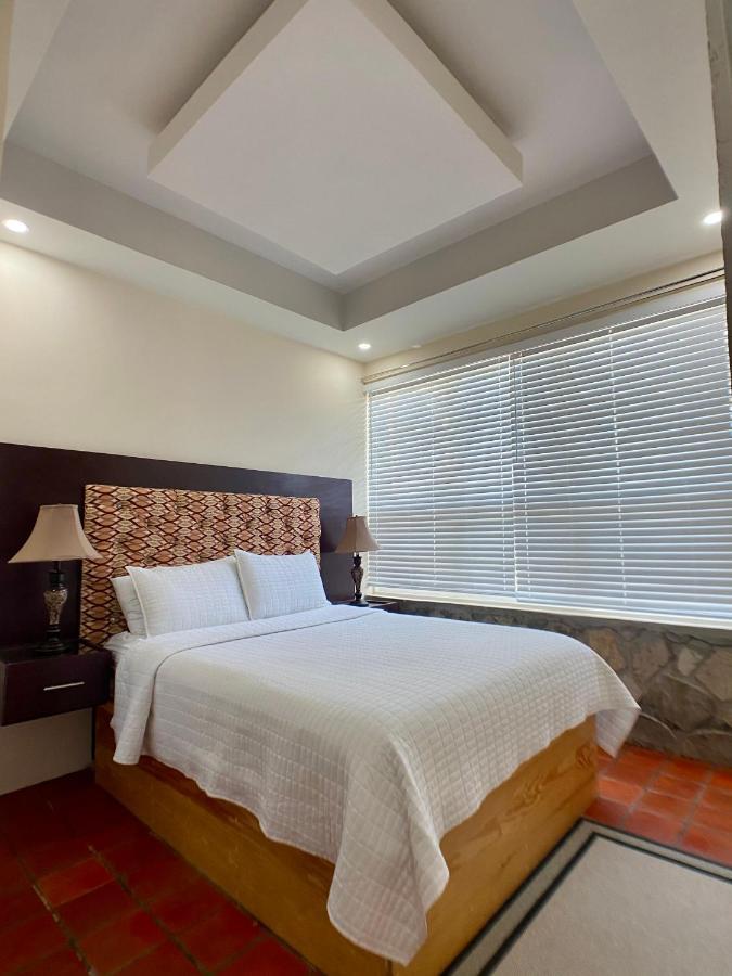 Stonetrail Hotel Arnos Vale