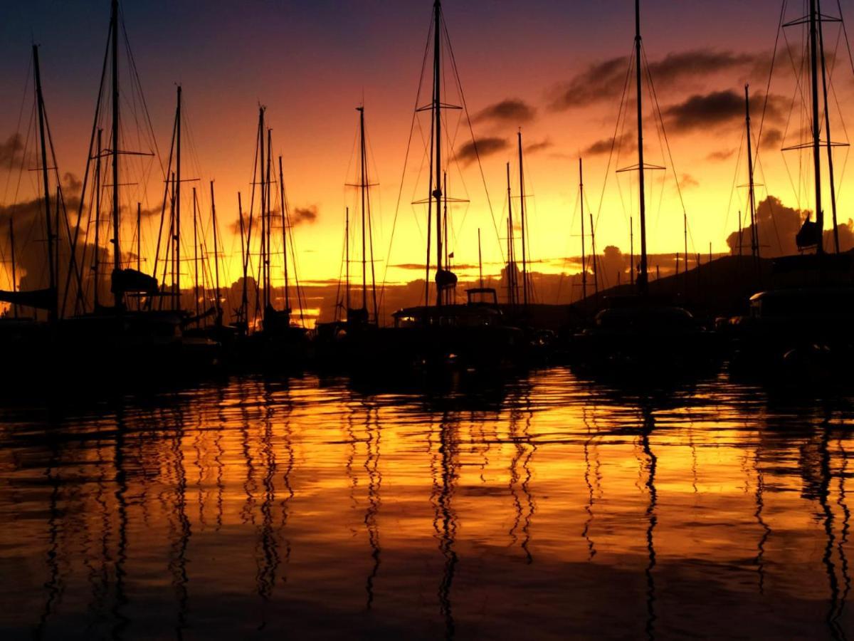Botel Imagine972 Martinique Bateau A Quai 3 3 Salles De Bains 6 Pers Maxi