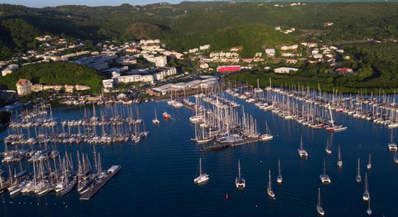 Imagine972 Martinique Bateau A Quai 3 3 Salles De Bains 6 Pers Maxi