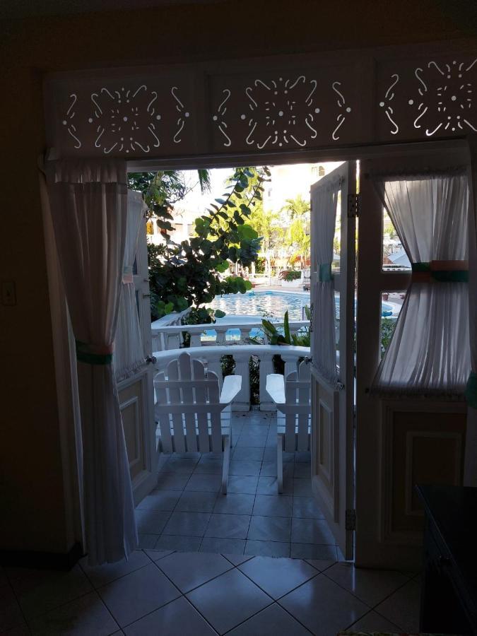 Cozy Escape Apartamento Runaway Bay