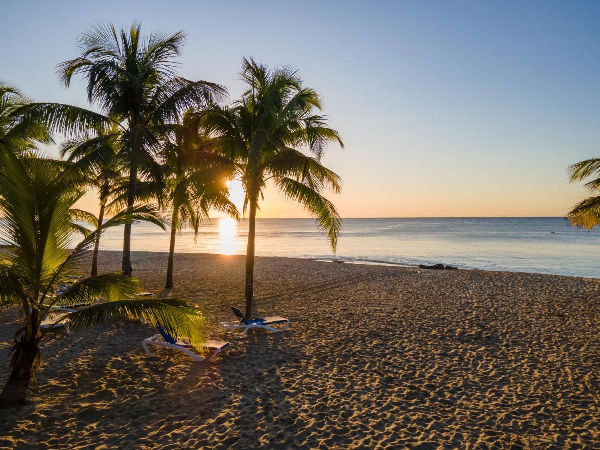 Coral Costa Caribe Juan Dolio