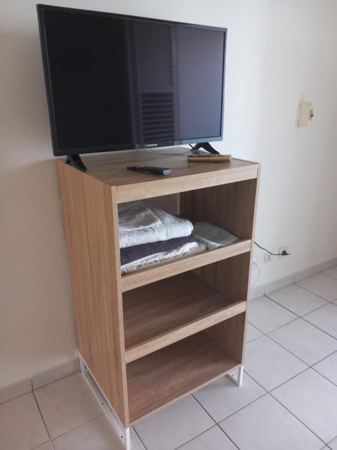 Trois Ilets-grand Studio-vue Paradisiaque-piscine -bien Situe- Pres De La 3 Minutes A Pieds -des Commerces Et Restaurants Apartment Les Trois-Ilets