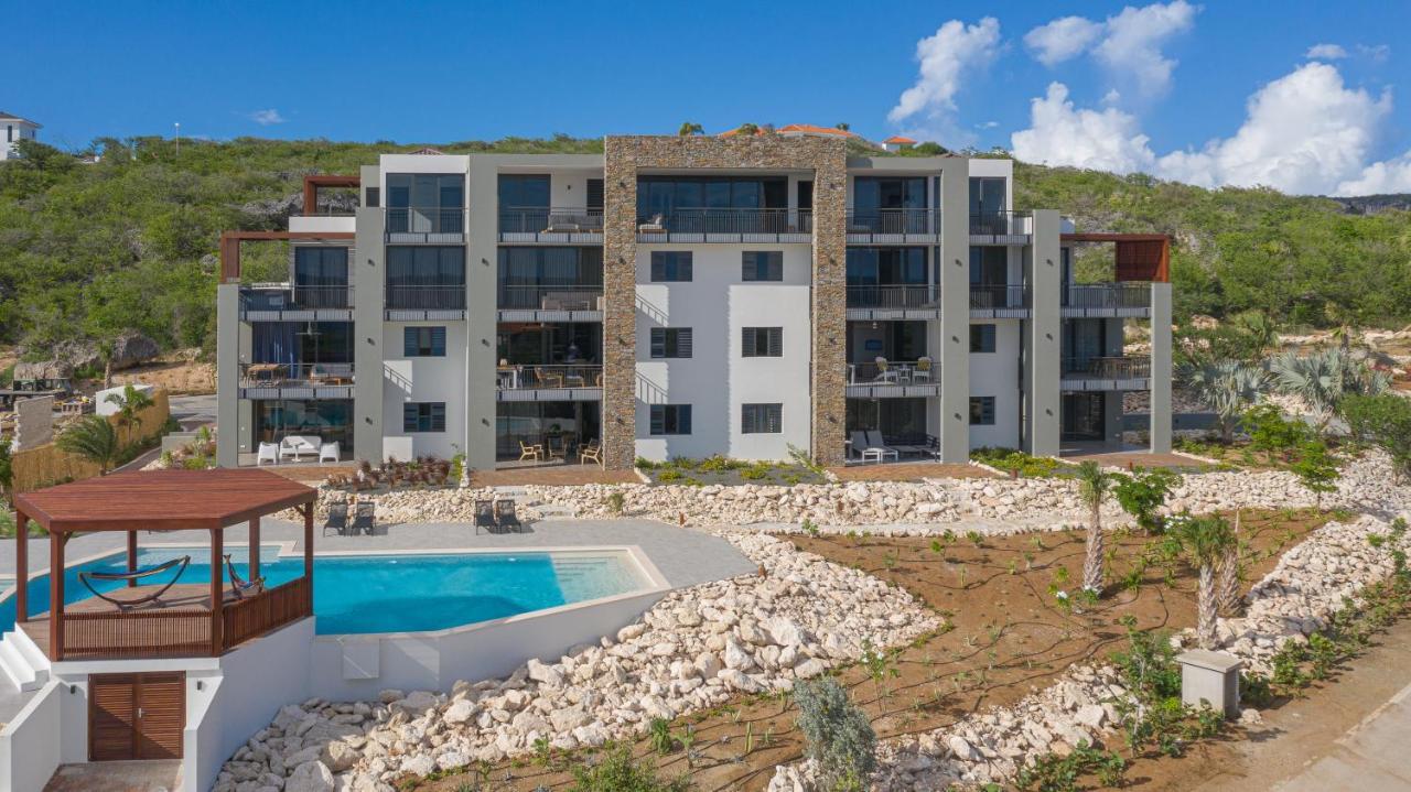 Coral Estate Ocean View Apartment