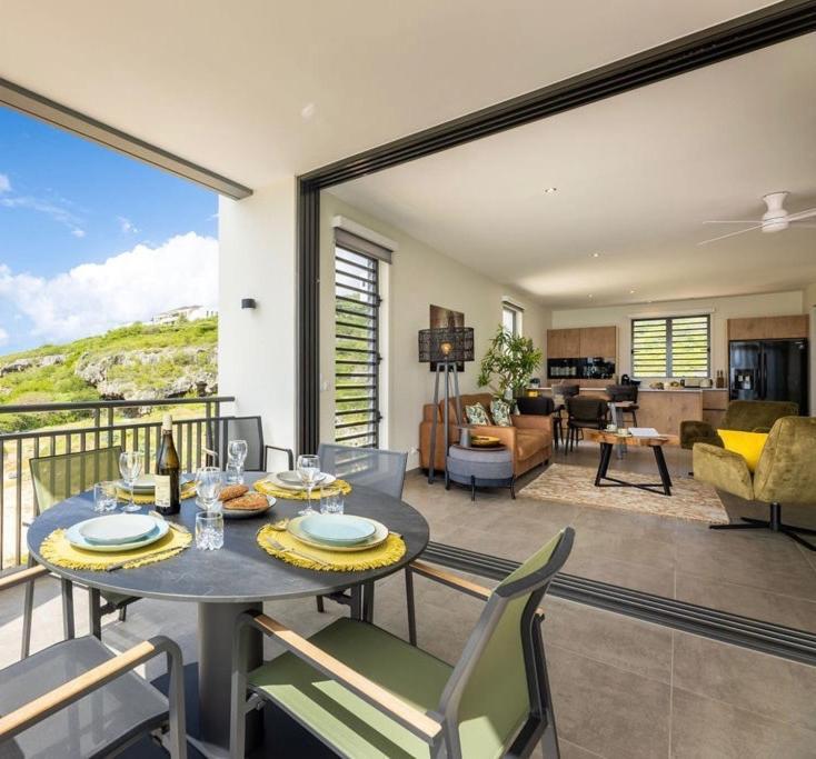 Coral Estate Ocean View *