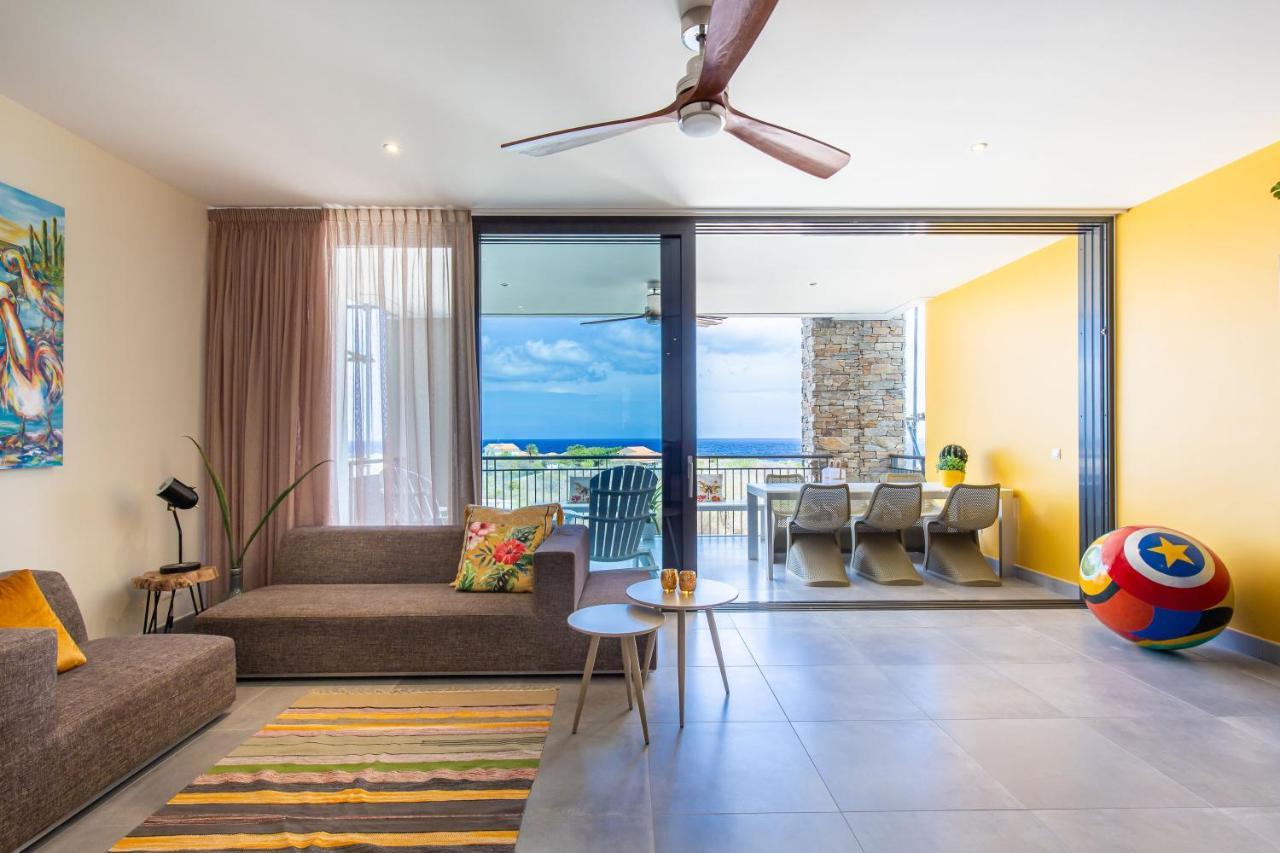 Coral Estate Ocean View Apartment