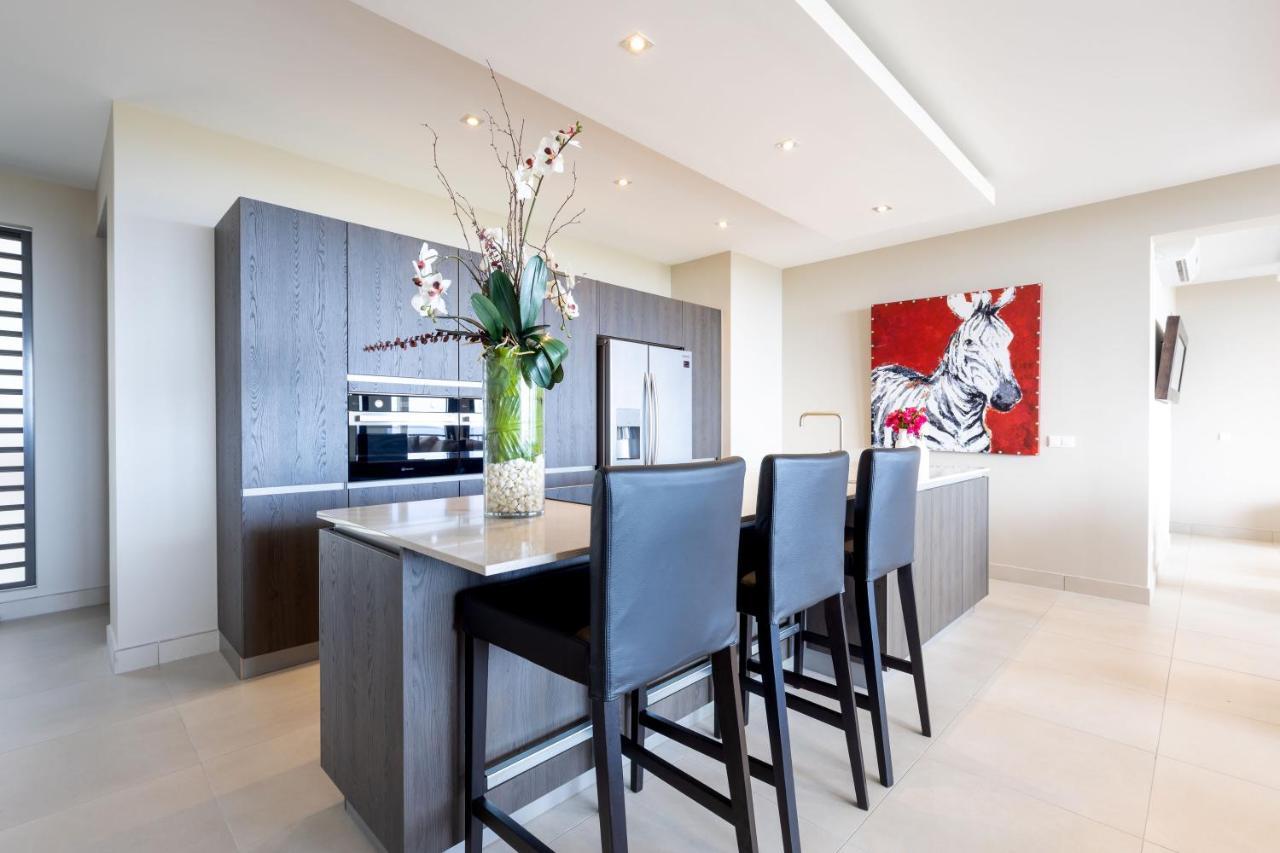 Coral Estate Ocean View Apartment Willemstad