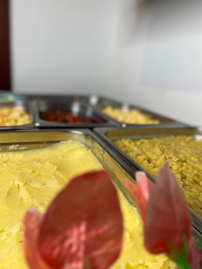 Acomodação com café da manhã  Rig Puerto Malecon 3*