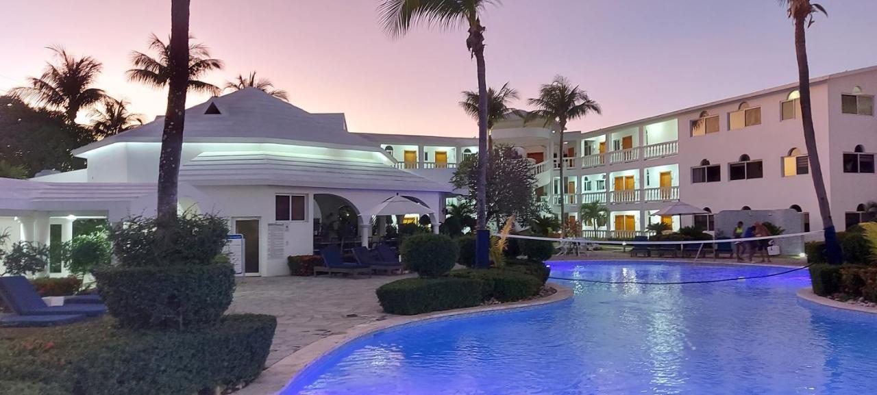 Moosa Apartment *