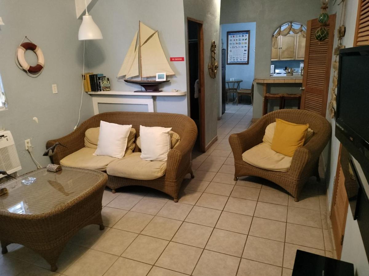 Casa De Tortuga Hotel