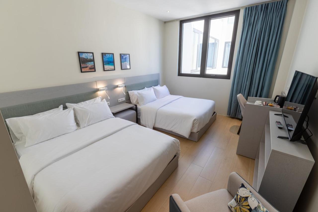Hotel Elements & Shops Curacao 4*