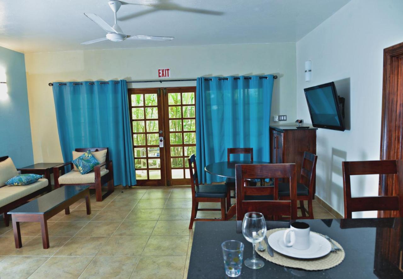 Beach House Condos, Hotel Negril