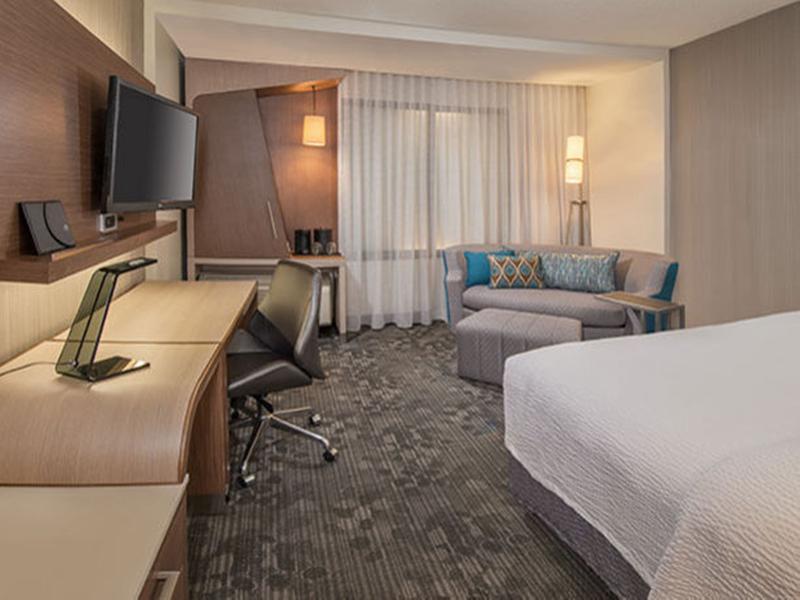Courtyard By Marriott Kingston, Jamaica Hotel