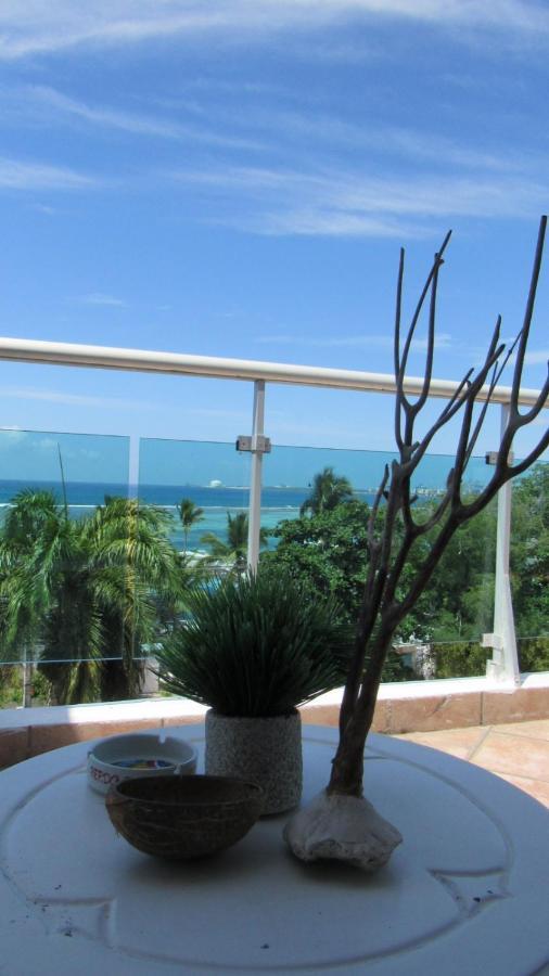Hotel Neptuno Refugio Boca Chica