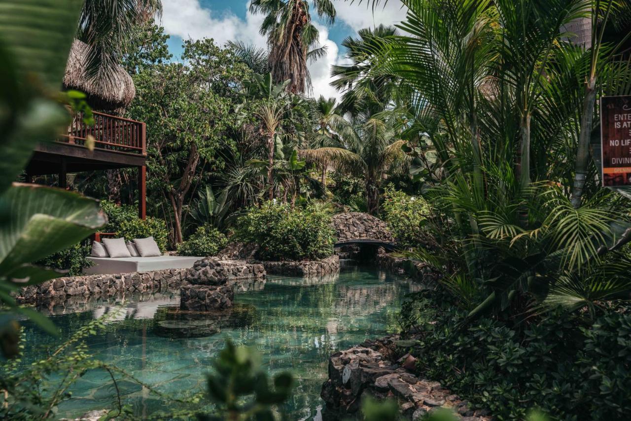 Kontiki Beach Curacao Resort 4*