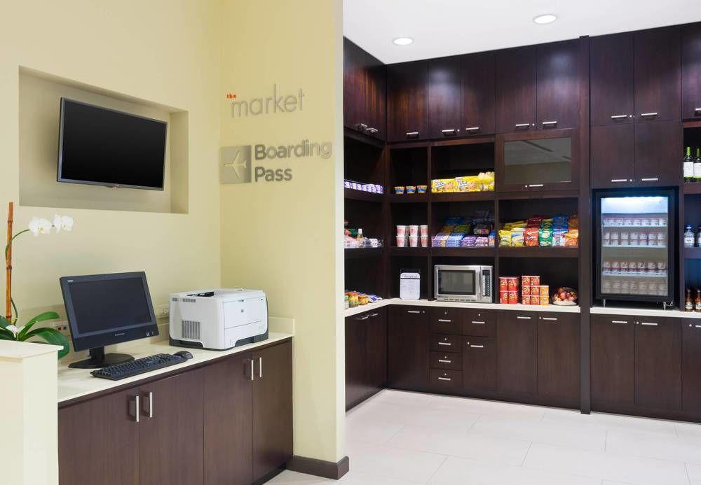 Courtyard By Marriott Kingston, Jamaica 4* Kingston