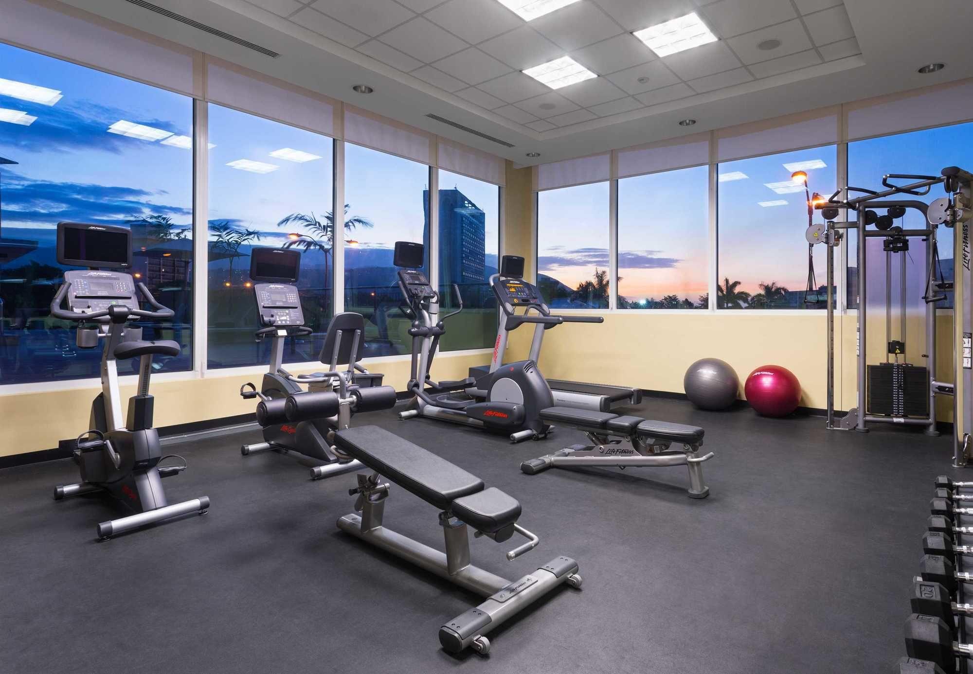 Hotel Courtyard By Marriott Kingston, Jamaica