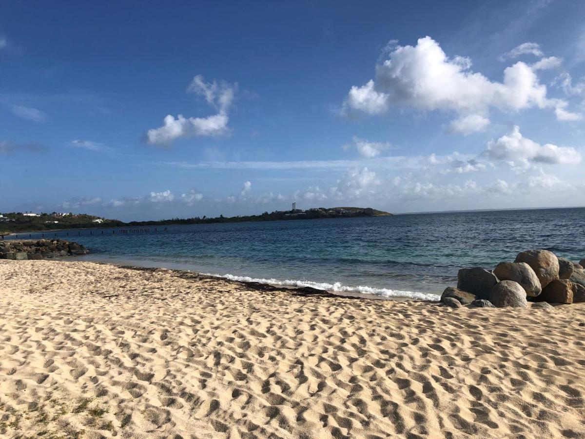 Sweet Sxm Baie Nettle Pieds Dans L'eau *