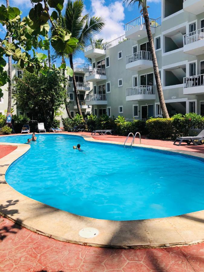 Ducassi Rooftop Pool Luxury Club And Hotel