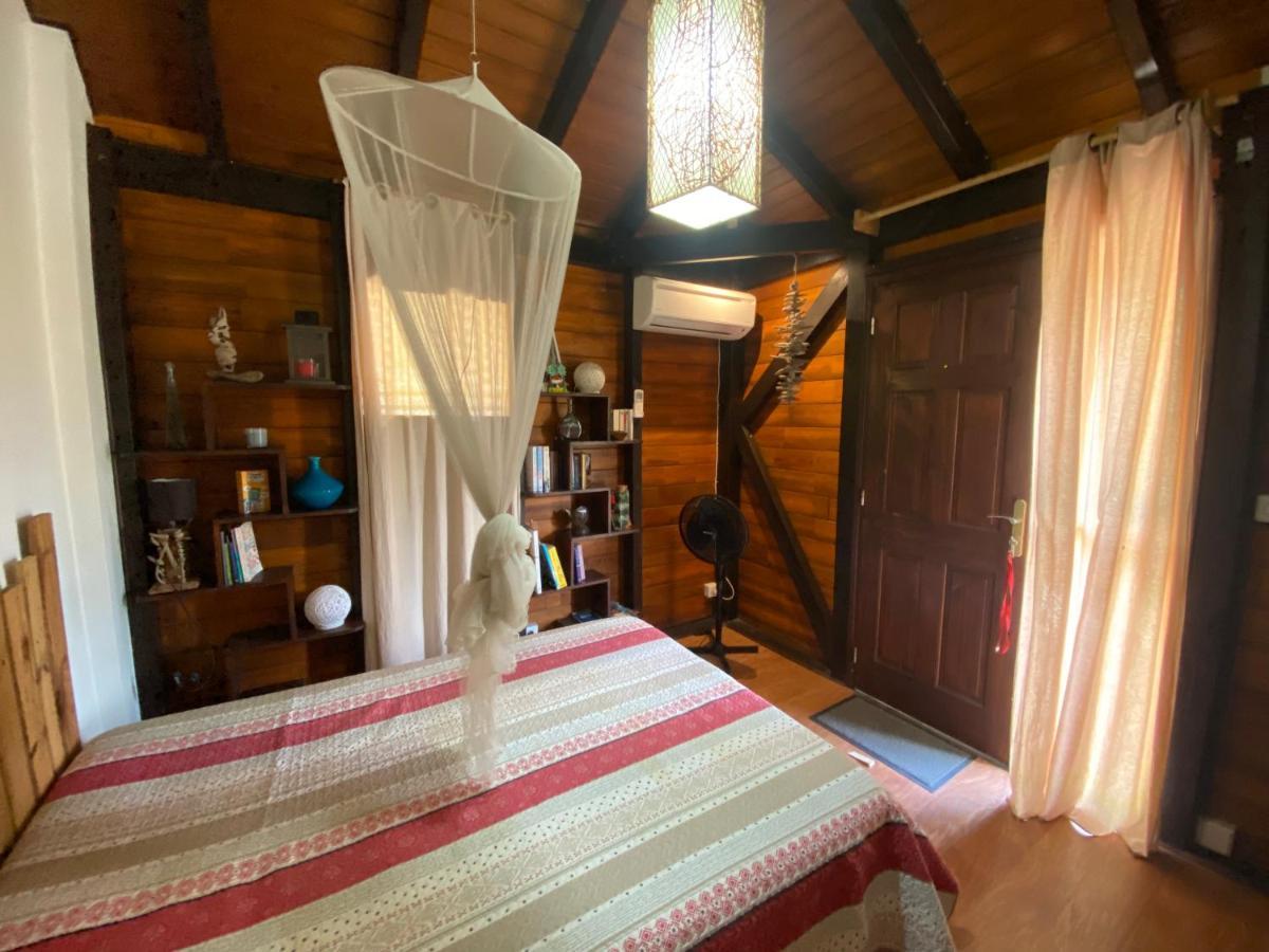 Bed & Breakfast La Baie Du Bonheur Deshaies