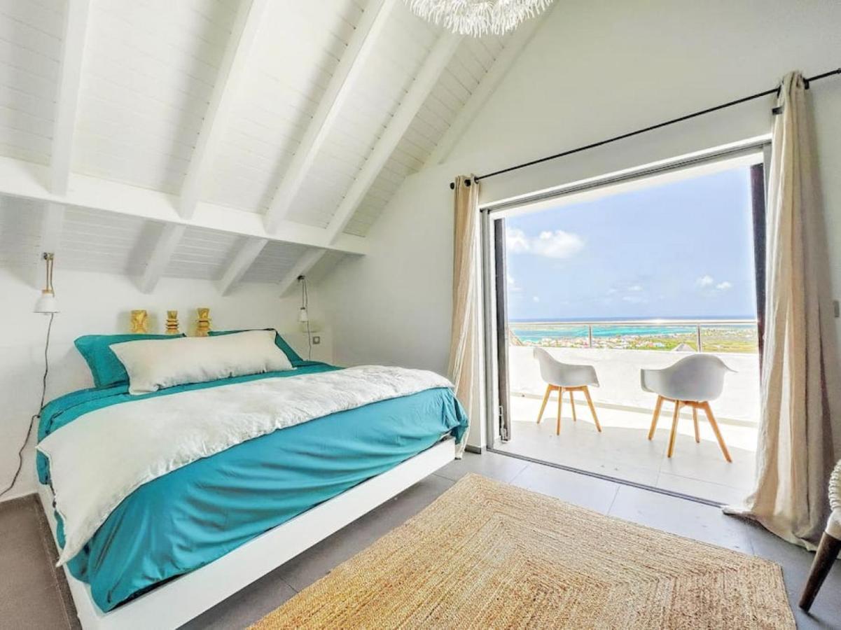 Bleu Horizon With Private Pool Overlooking Villa
