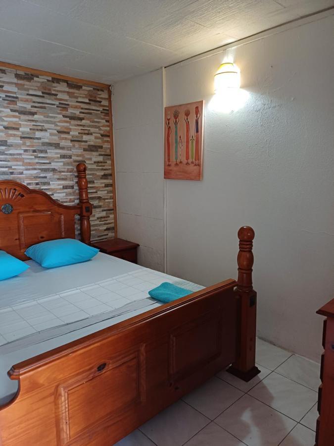 Meryem Holiday home La Trinite