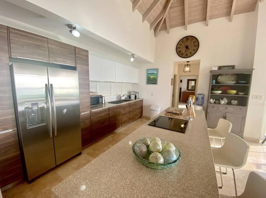 Lookout Villa *