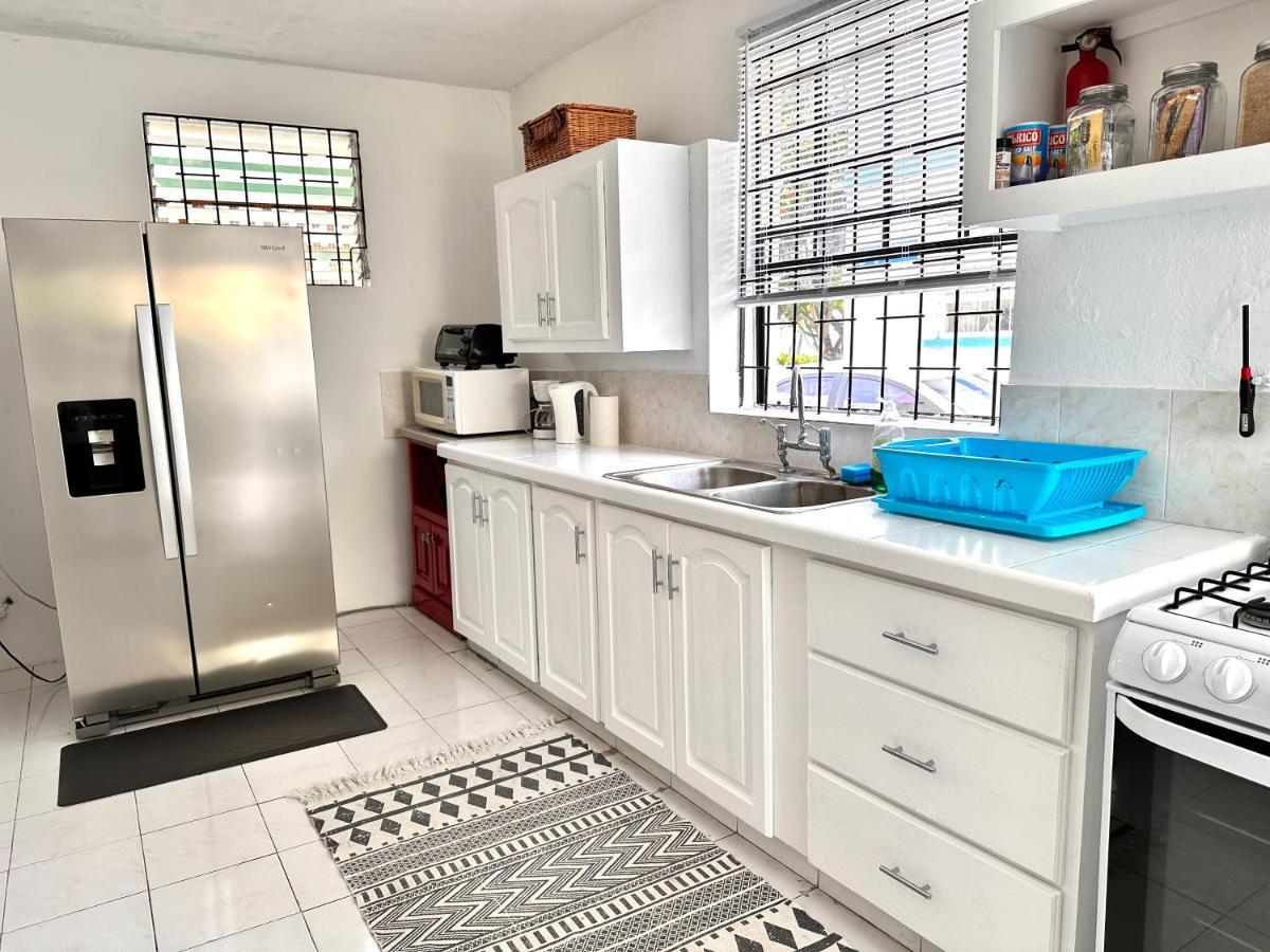 Ultimate Xscape Apartamento Christ Church