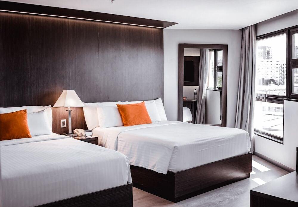 Hotel W&p Santo Domingo