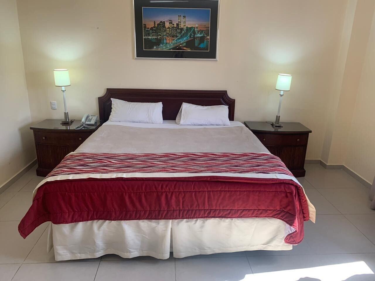 Hotel Ramada By Wyndham Princess 3*