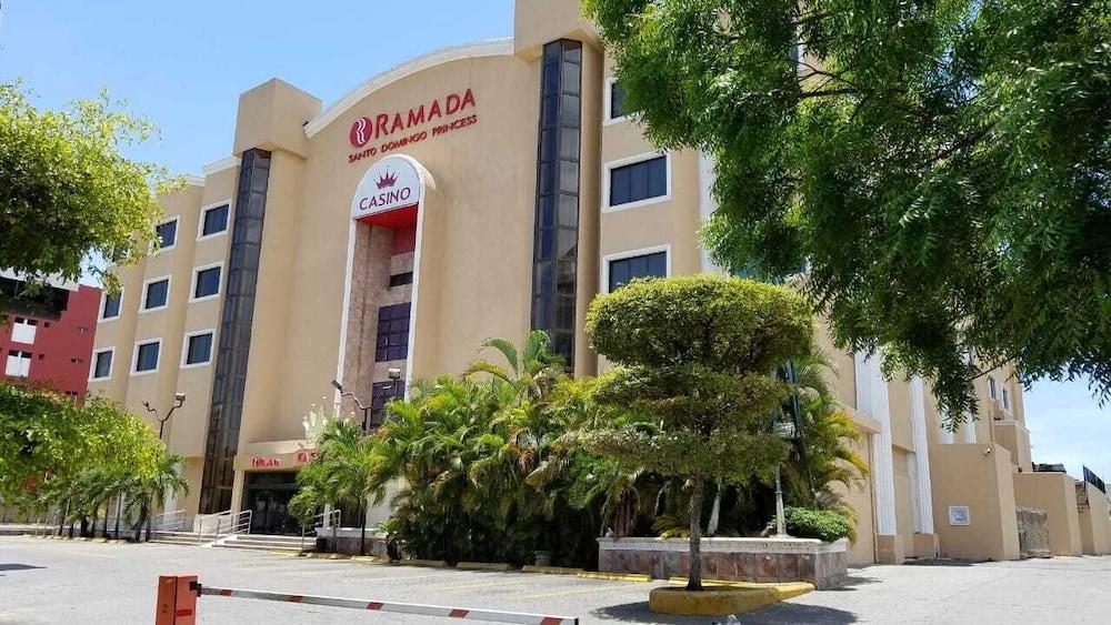 Hotel Ramada By Wyndham Princess Santo Domingo