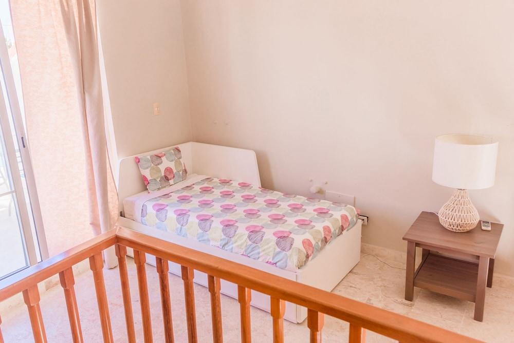 Aparthotel Playa Turquesa Ocean Club 4*